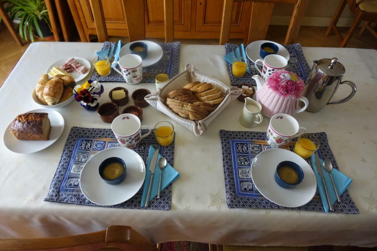 Chambre D'Hotes Des Monedieres Bed & Breakfast Treignac Exterior photo